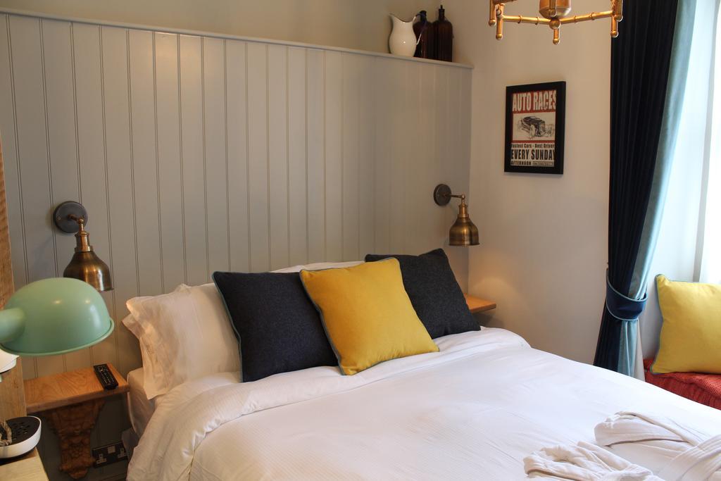 The Woodstock Arms Hotell Rum bild