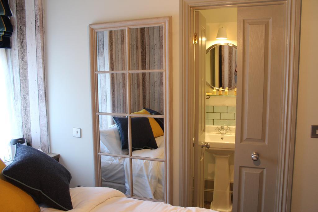 The Woodstock Arms Hotell Rum bild