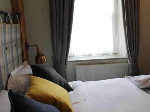 The Woodstock Arms Hotell Exteriör bild