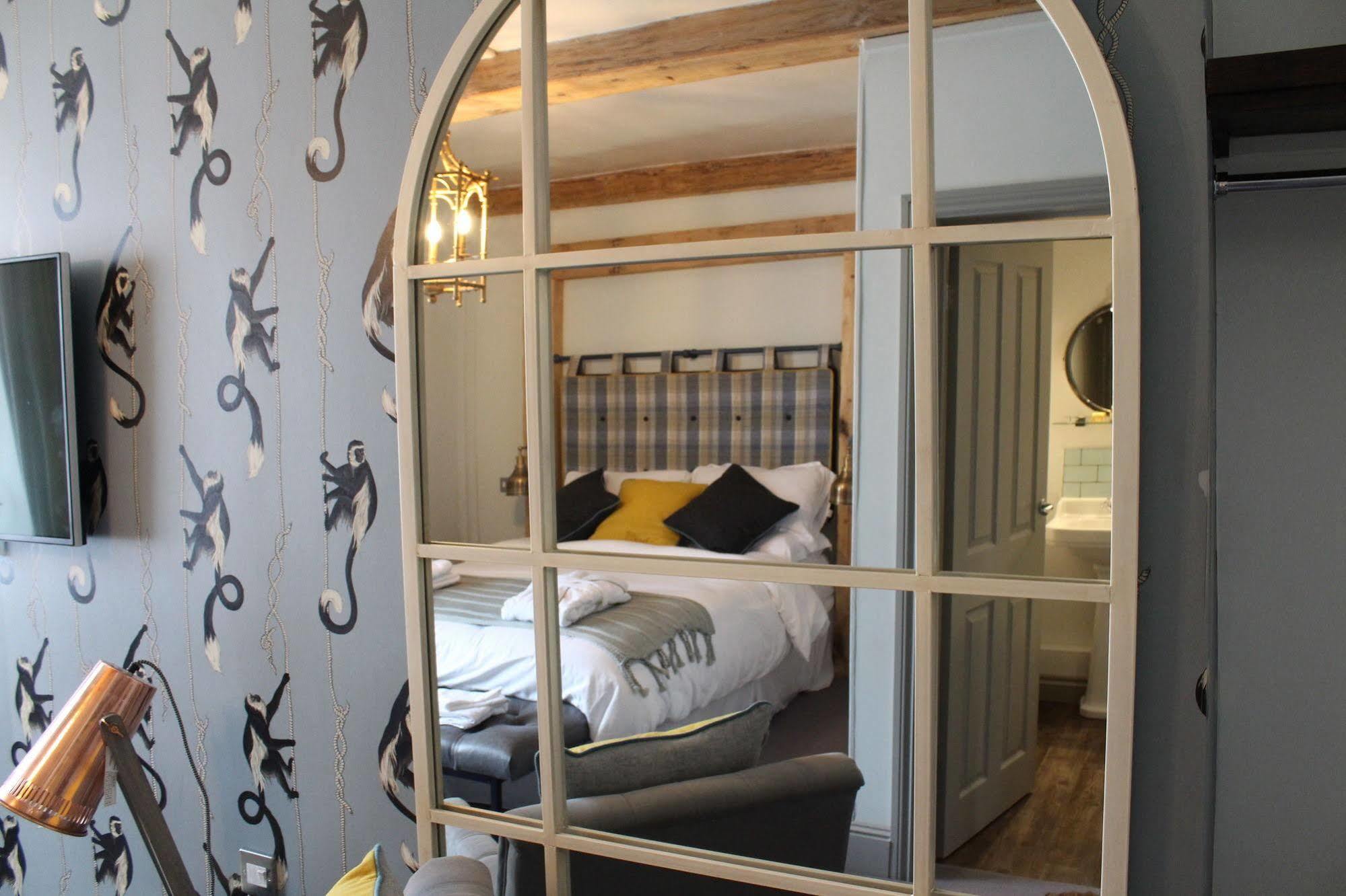 The Woodstock Arms Hotell Exteriör bild